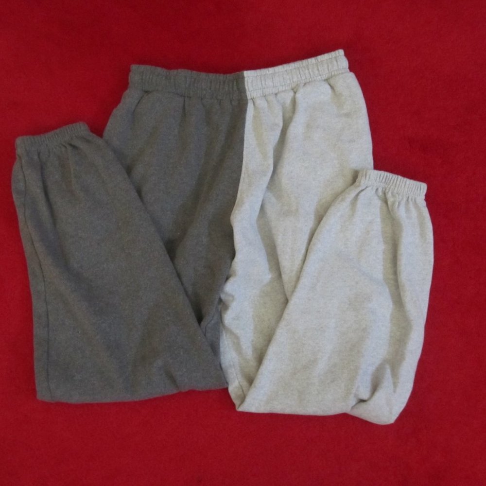 DESERT DREAMER Women's Sweatpants Size XS Half Dark Gray and Half Light Gray